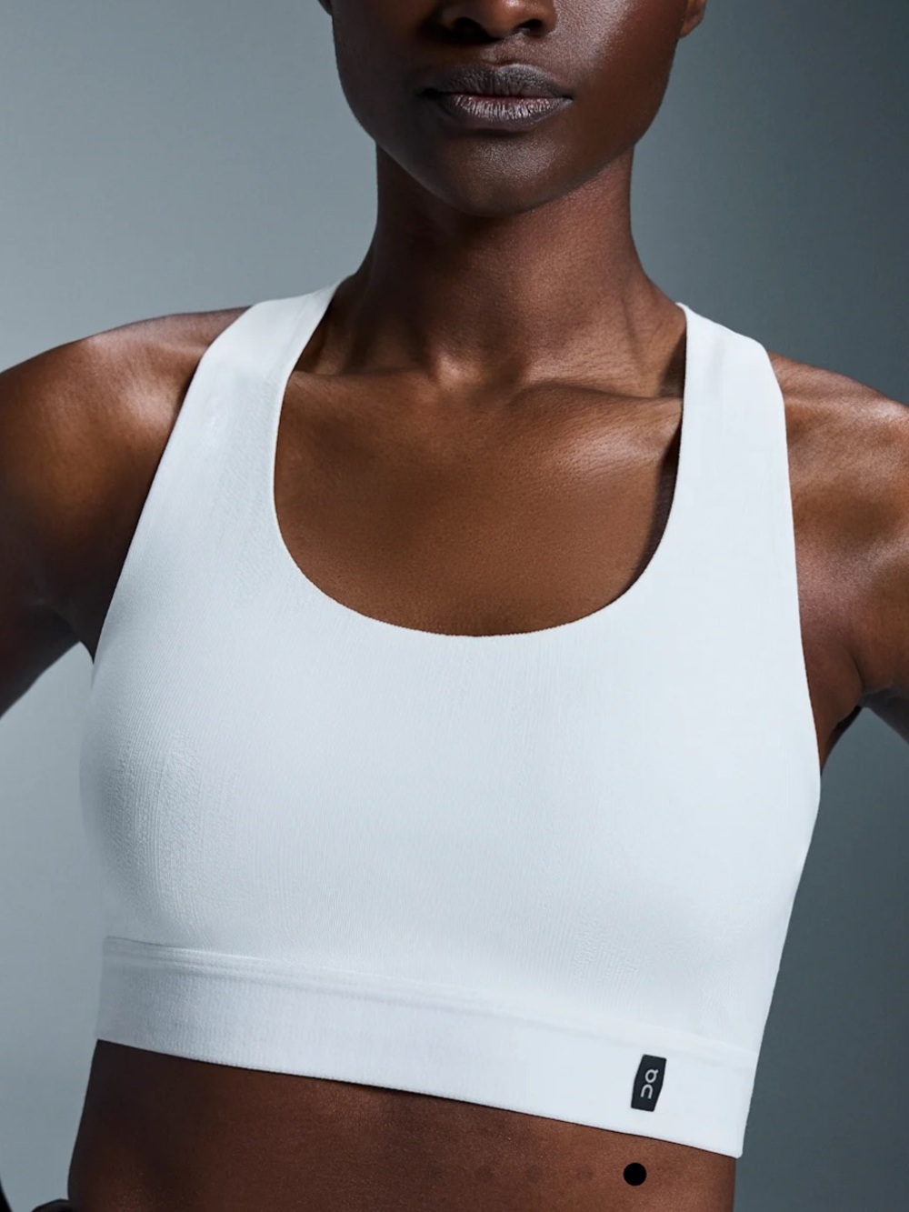 On Running Pace Bra Undyed-White Black